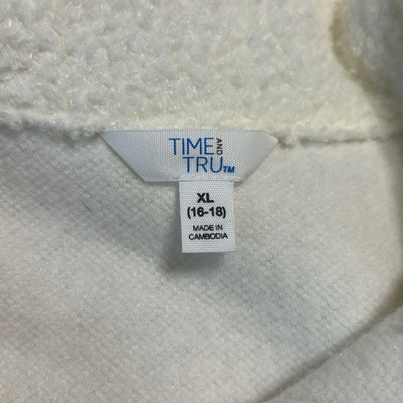 Cream Time and Tru 1/4 Button-up Pullover Size XL - Picture 6 of 9